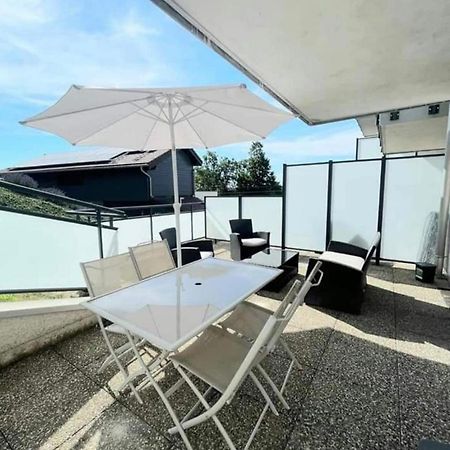 Appartement 4 Personnes Proche Lac Saint Point Montperreux Екстериор снимка