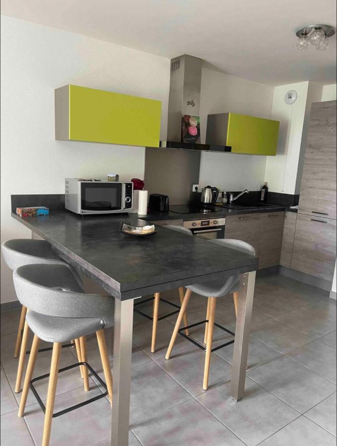 Appartement 4 Personnes Proche Lac Saint Point Montperreux Екстериор снимка